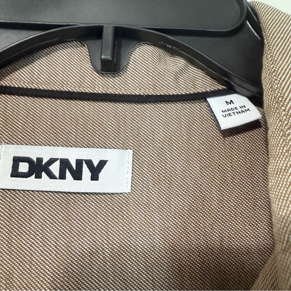 Men's Mocha Preppy Button Down Shirt - Picture 5 of 8